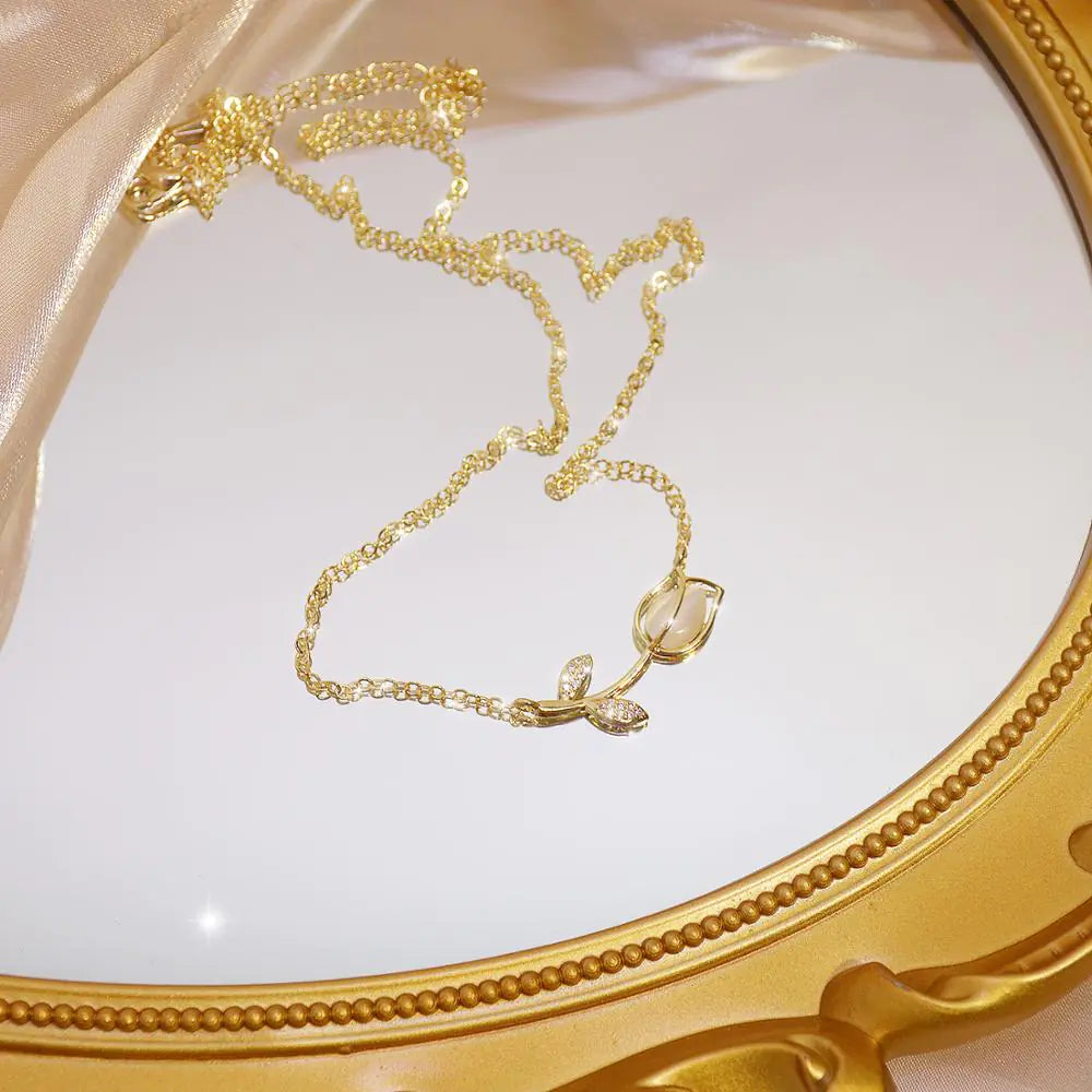 Elegant 14K Gold Rose Flower Necklace with Opal Zircon