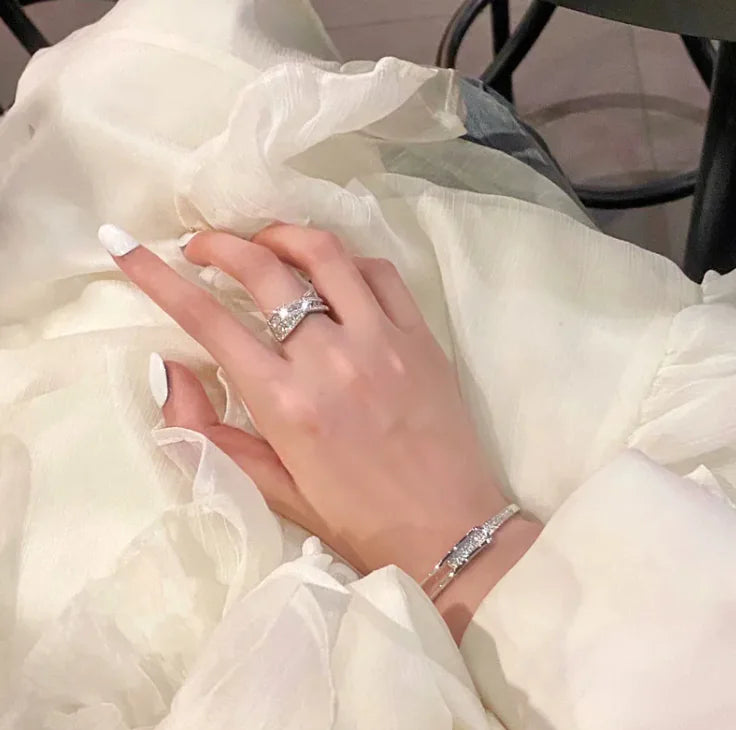 Chic Geo Diamond Bracelet