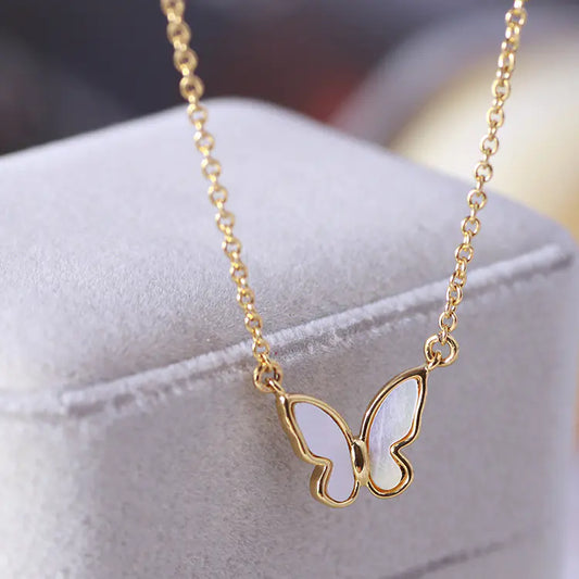 Chic Butterfly Pearl Necklace